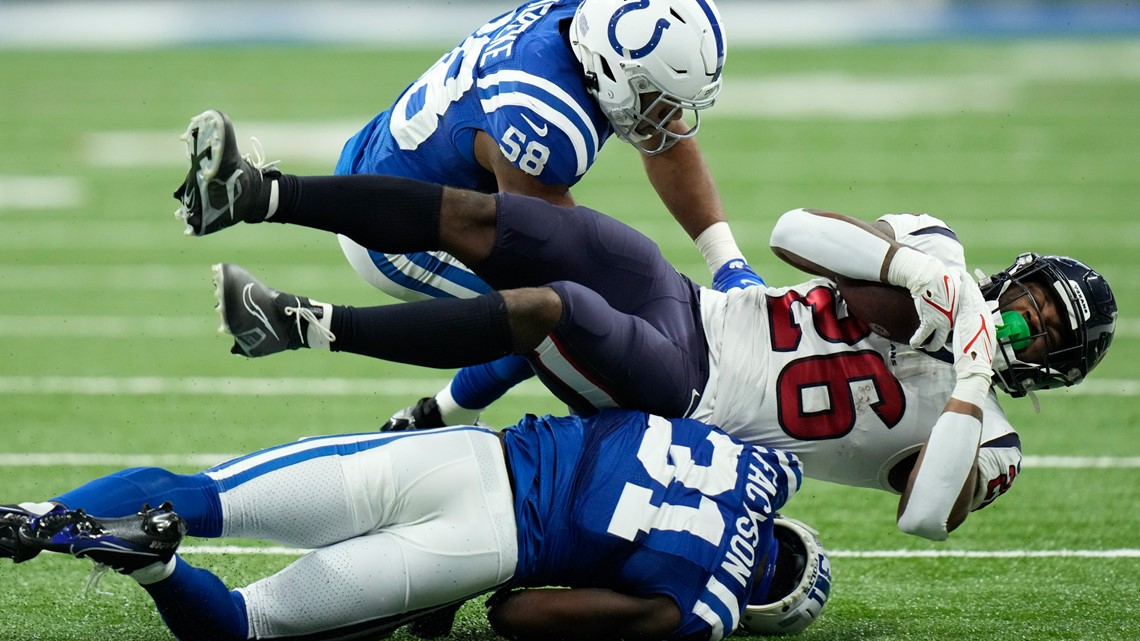 The Texans beat the Colts 32-31 in season finale