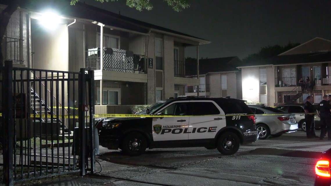 Kejahatan Houston, Texas: Pria dibunuh oleh pria bertopeng di dalam apartemen