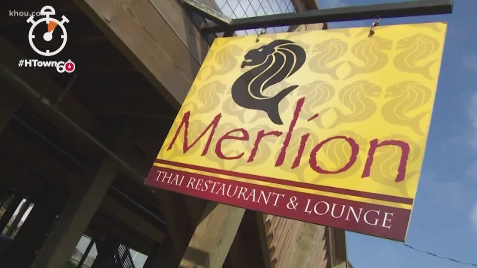 Ruben Galvan checks out the Houston Restaurant Weeks menu at Merlion Thai Restaurant & Lounge.