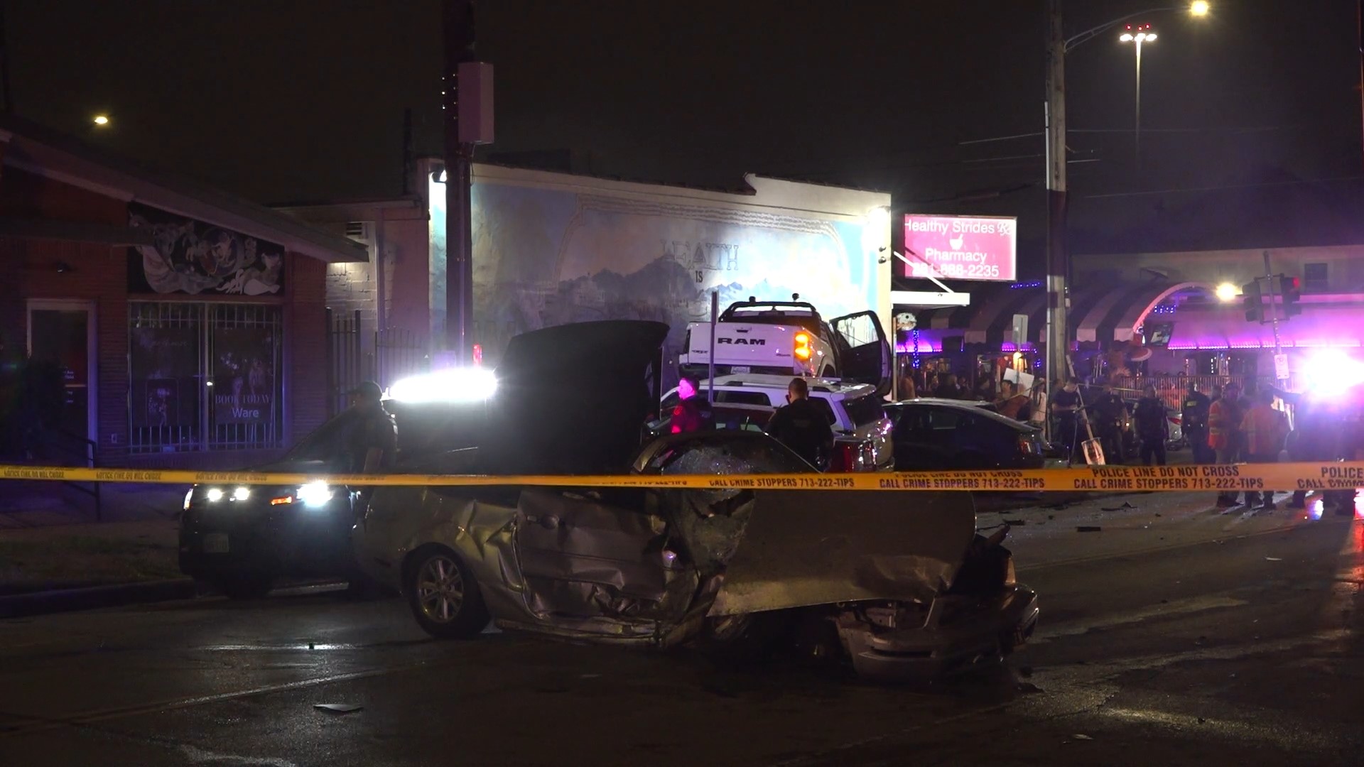 Woman hurt in violent crash in Third Ward Houston, Texas news