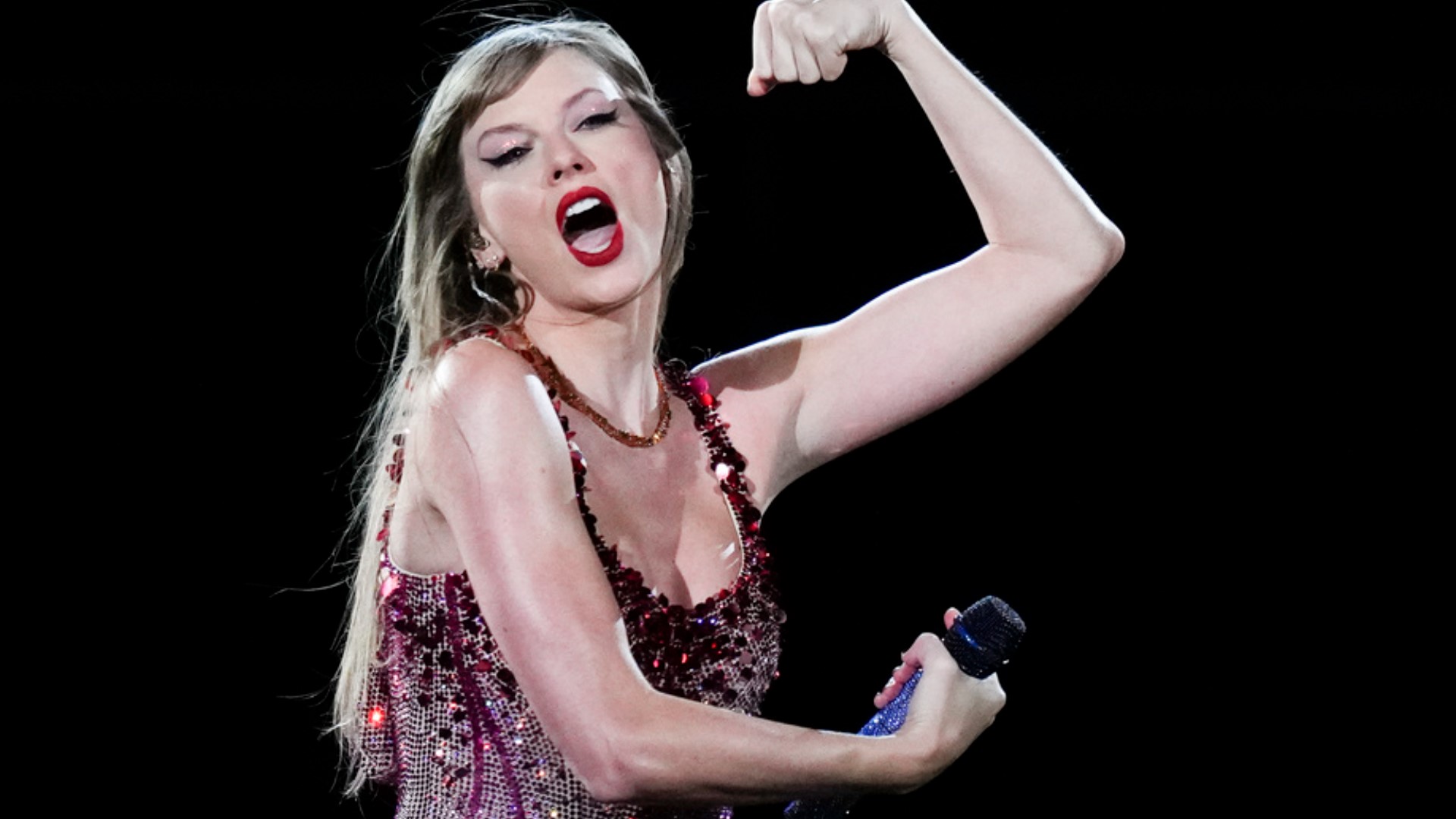 Taylor Swift Houston concerts: Bag policy, parking, show times | khou.com