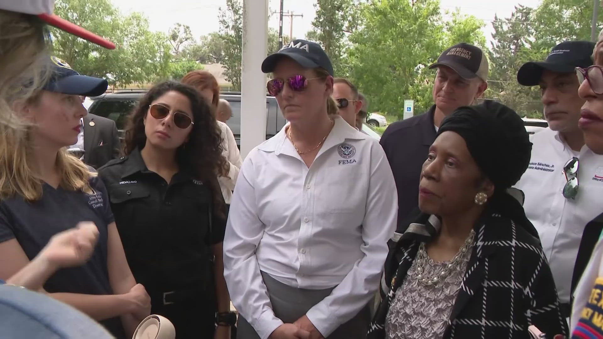 FEMA leader tours Houston storm damage | khou.com