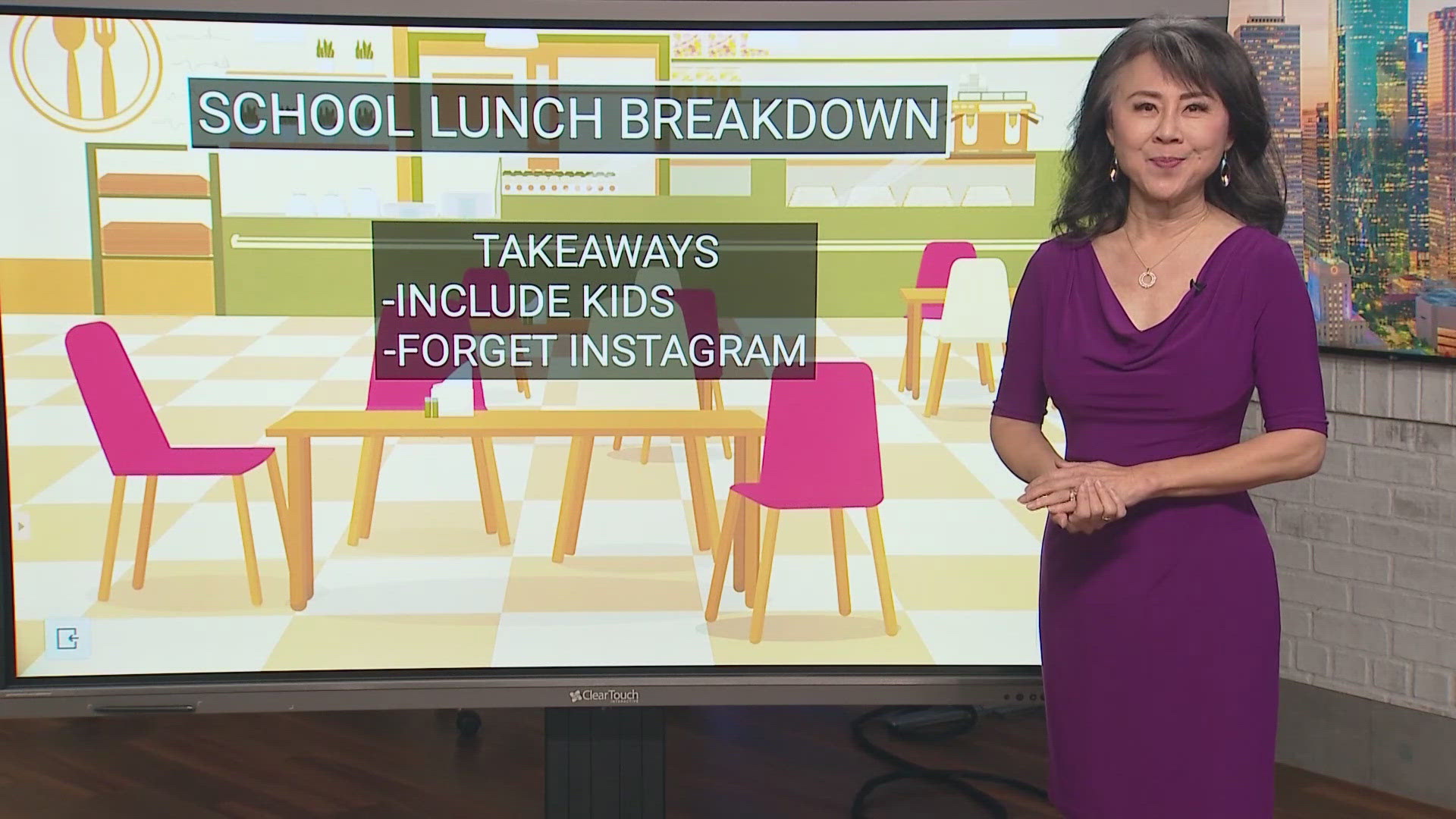 KHOU 11's Shern-Min Chow details what to pack in kids' lunches when they head back to school.  Different ages require different items.