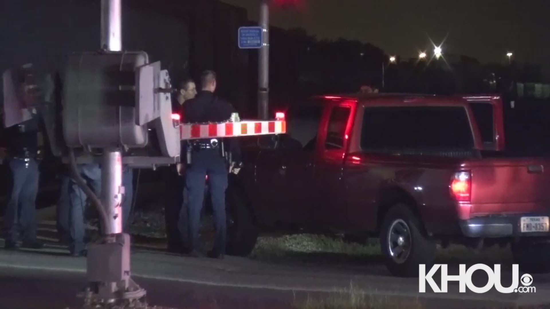 Raw video of an arrest after a chase suspect crashed into a train guard along Cavalcade and Elysian Street in northeast Houston.