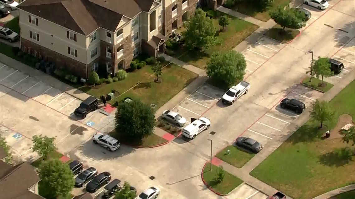 Houston, Texas Crime: Man In Critical Condition After Shooting | Khou.com