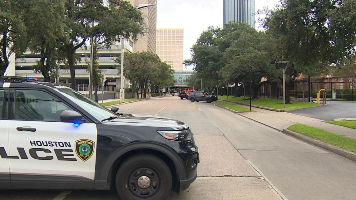 Houston News, Crime: Stabbing In Galleria Area | Khou.com