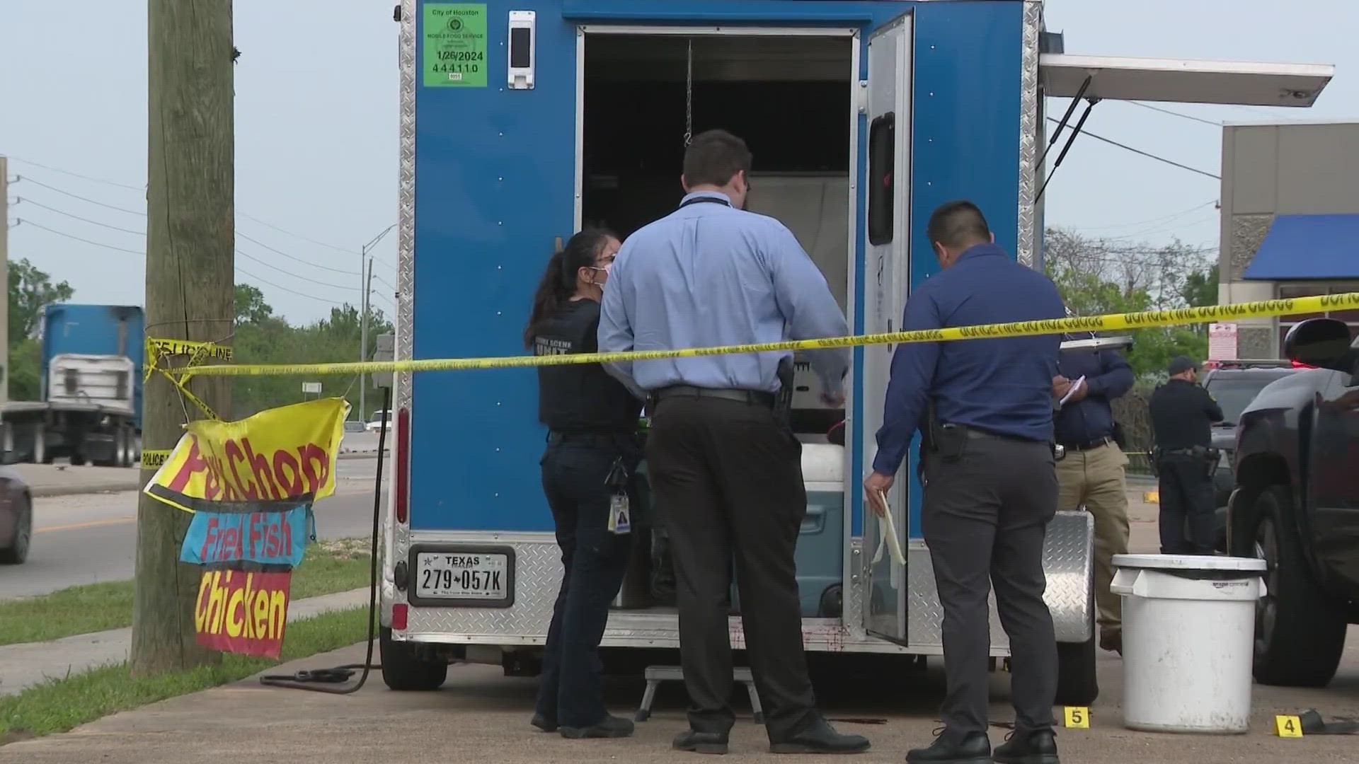 Houston police said a 23-year-old man was shot and killed when he tried to rob a food truck on South Main on Tuesday afternoon.