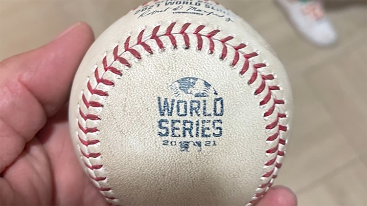 Jorge Soler's World Series home run ball going for big bucks at auction