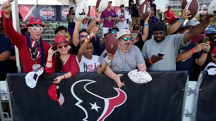 Houston Texans slash concession prices on most popular food and