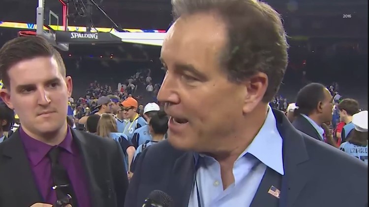 Final Four traditions: Why does Jim Nantz give away his necktie after the championship?