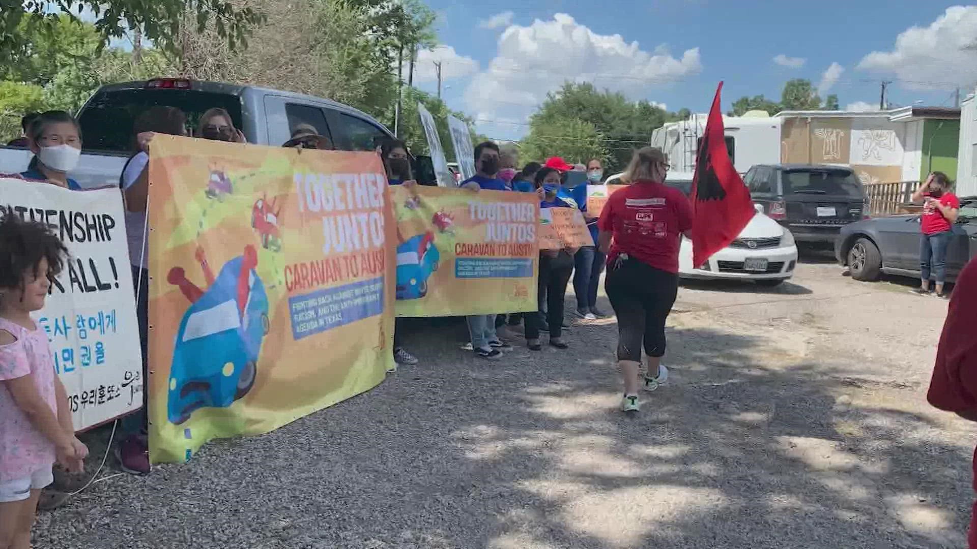 Along the way, the caravan is raising their voices against what they call Governor Greg Abbott’s attack on immigrants.