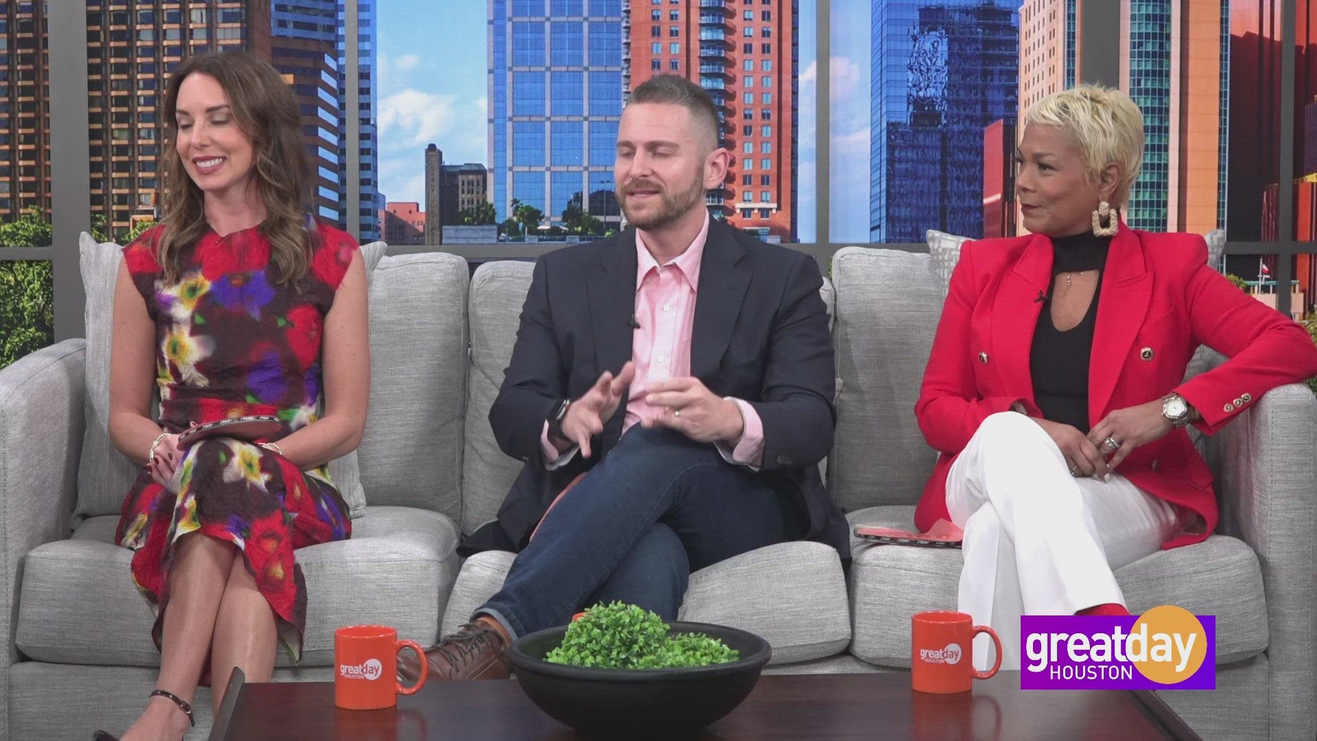 Our panel of therapists take us through the stages of a relationship, and answer your dating dilemmas.