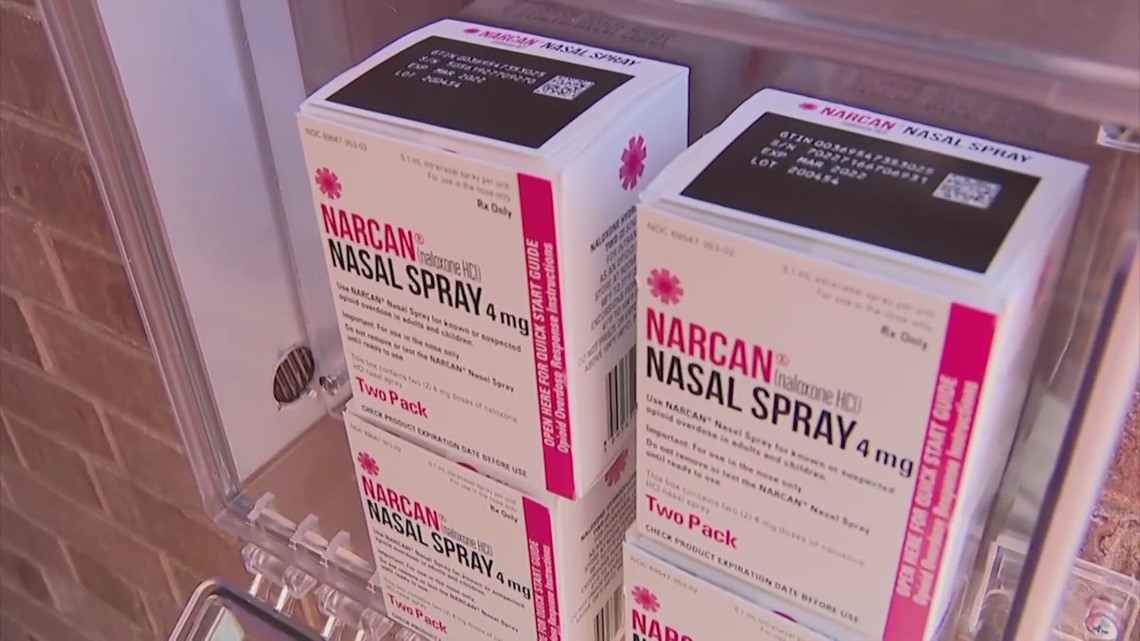 Bill that would supply some Texas schools with Narcan heads to governor's desk