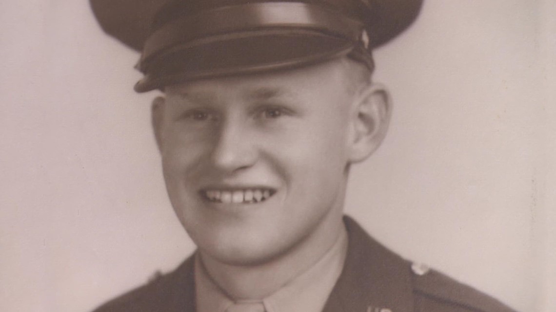 Veteran Perang Dunia II Houston membagikan kisahnya