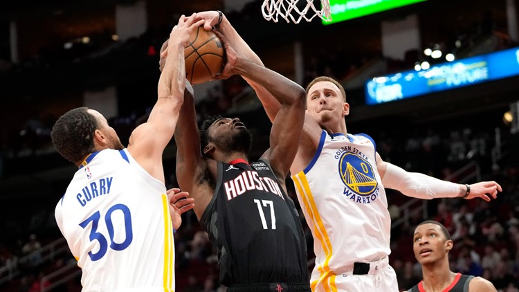 Warriors stuff Rockets to end 11-game road skid