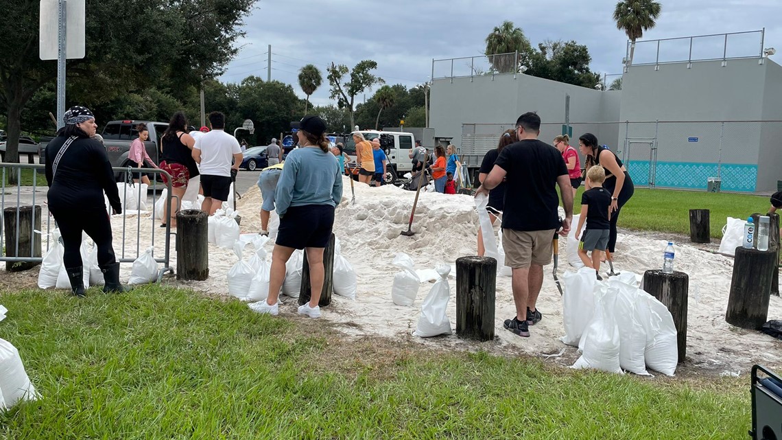 Pembaruan Badai Ian: Palang Merah mengirimkan bantuan dari Texas ke Florida