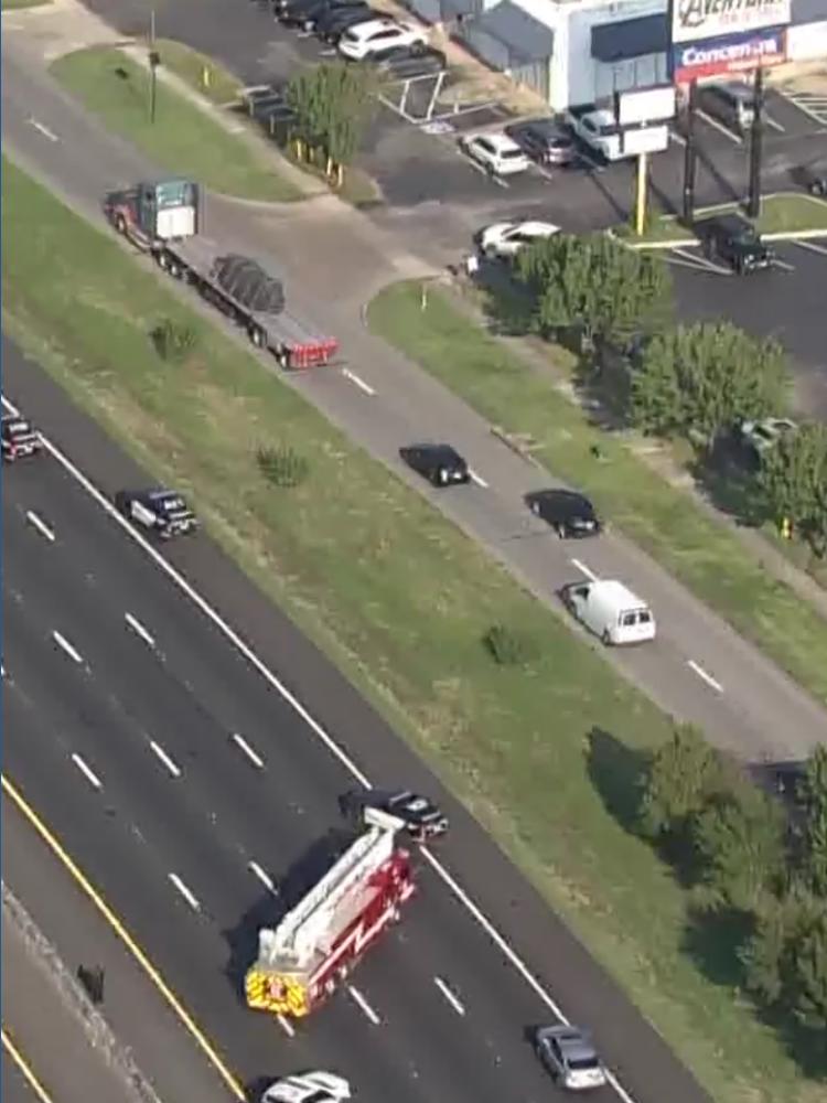 I-10 East Freeway crash involving 18-wheeler causes major delays in ...