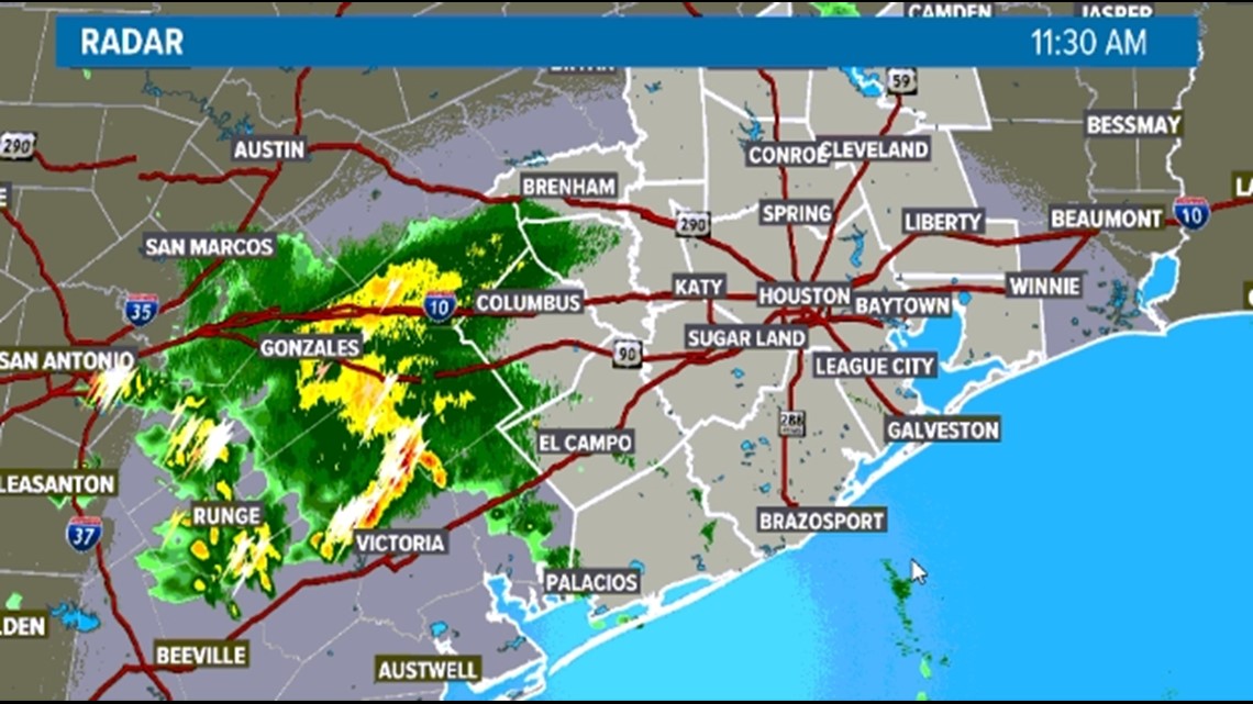 Live Radar Storms showers moving into Southeast Texas khou