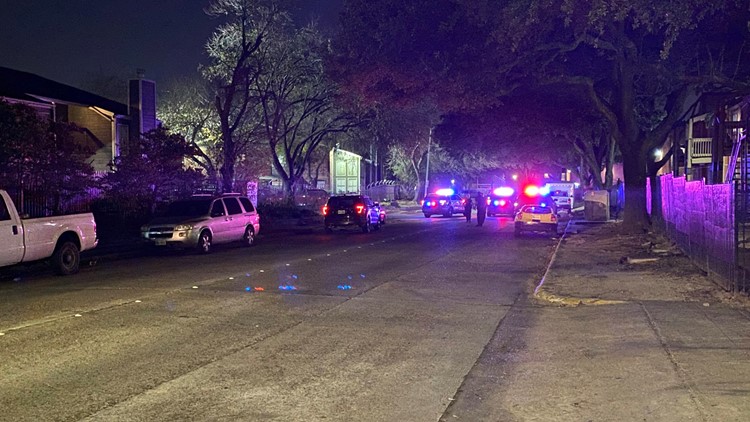 16-year-old shot in front of store on South Gessner Road | khou.com