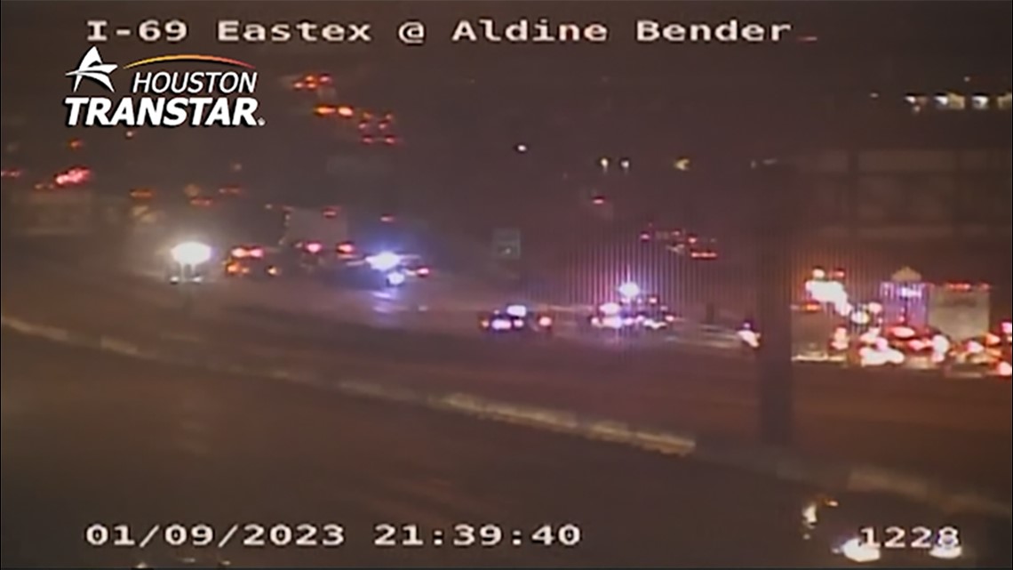Lalu lintas Houston: Kecelakaan multi-kendaraan yang mematikan di Eastex Freeway
