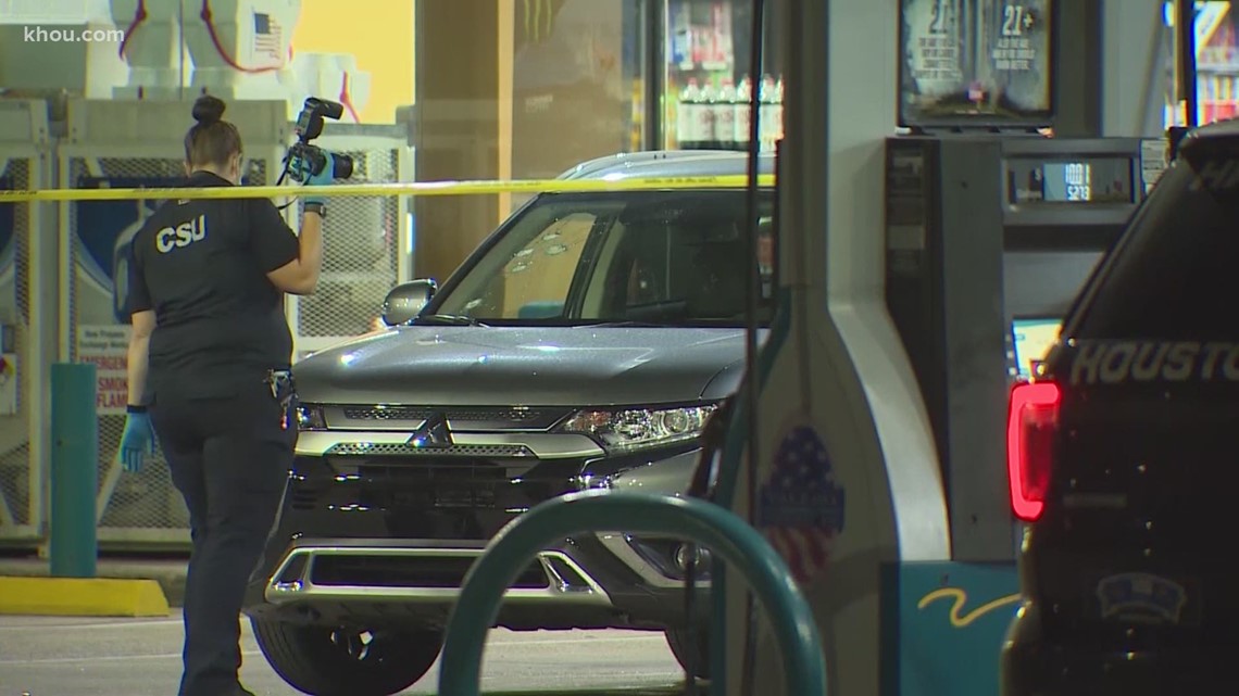 Suspected Carjacker Shot In SUV At Eastex Gas Station | Khou.com