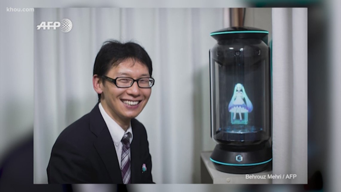 Japanese man marries a hologram