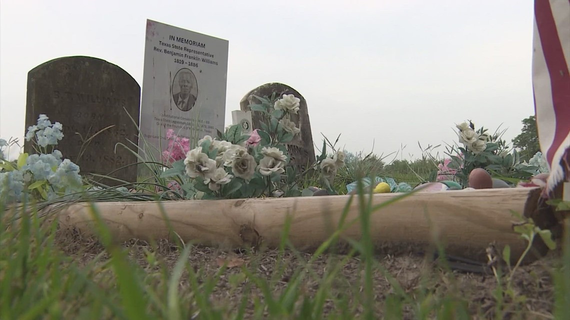 Volunteers clean up historic Black Fort Bend Co. gravesites - Vimarsana News