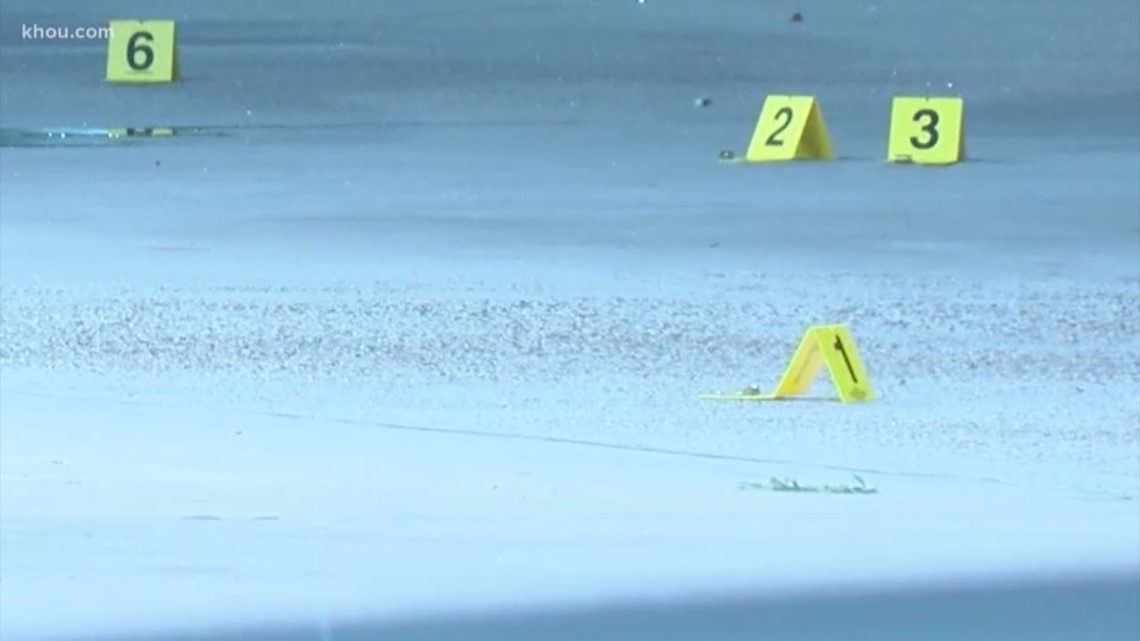 Deputies looking for suspect who allegedly killed man in road rage ...