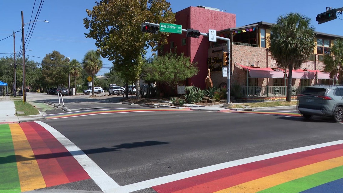 Houston's LGBTQIA+ community rallies against removal of Montrose's rainbow crosswalks