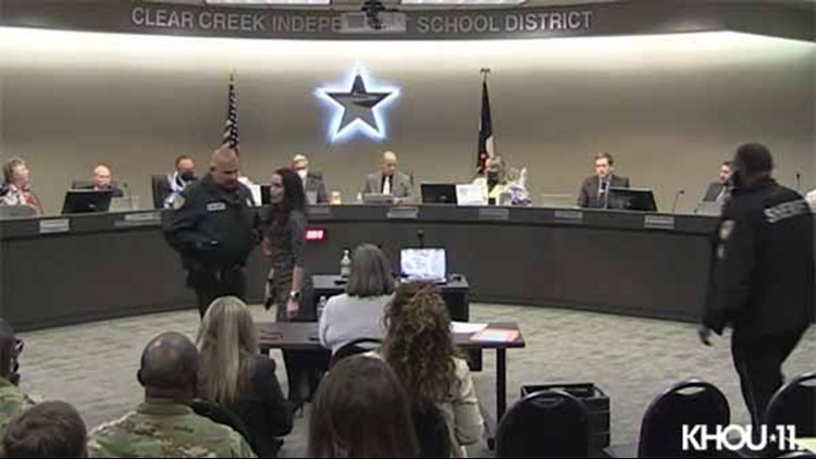 Video: Gavel breaks while Clear Creek ISD board president tries to restore order during disruption