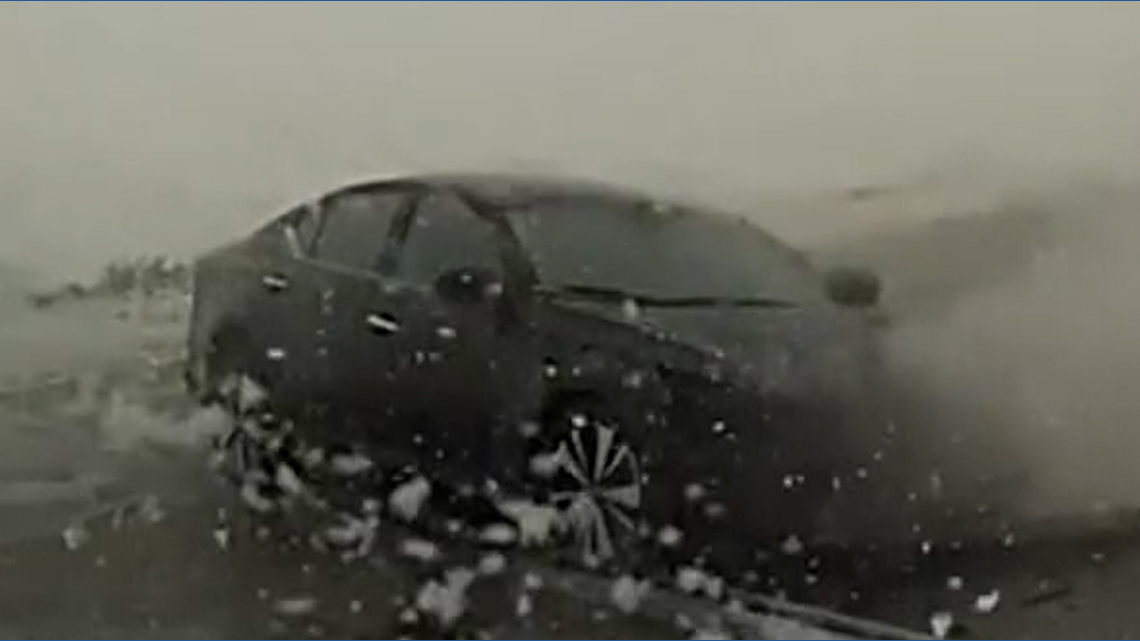 Dash cam catches head-on crash on highway in Central Iowa | khou.com