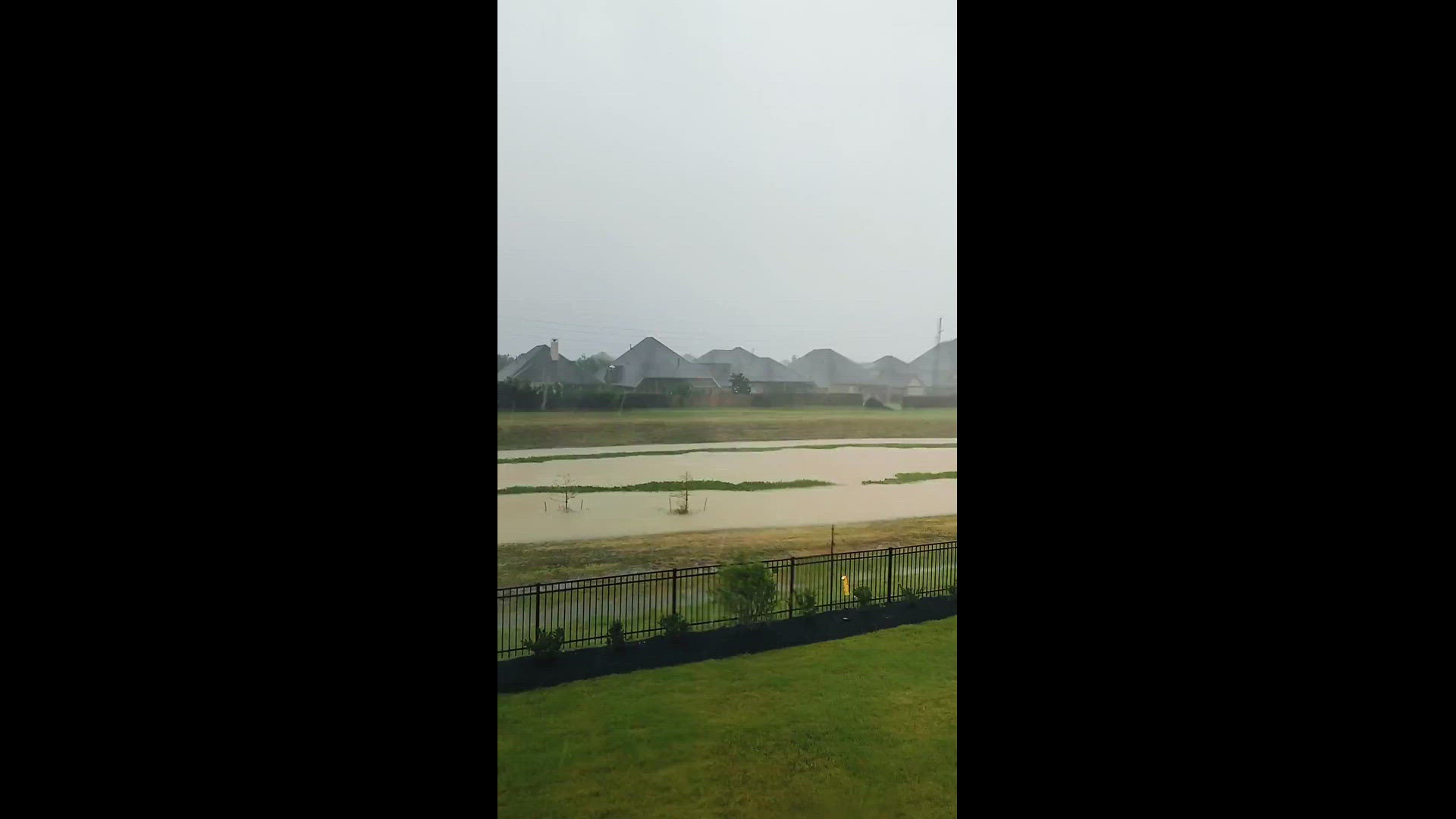 Hail and rain pour down in Katy, Texas | Hurricane Beryl
Credit: Priya Prabhu