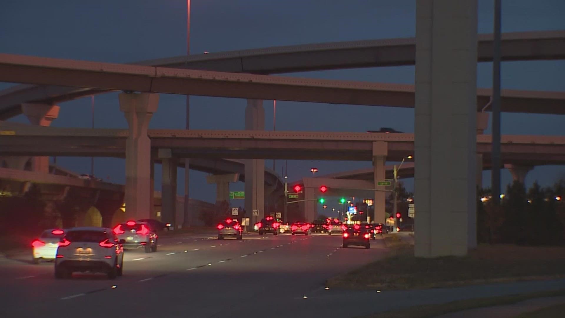 KHOU 11 reporters take a look at the roads in the Houston area as cold rain fell in some parts of the area overnight.