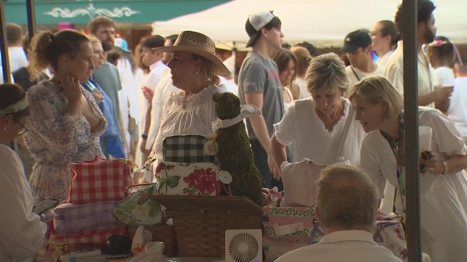 White Linen Night Houston Thousands celebrate in The Heights