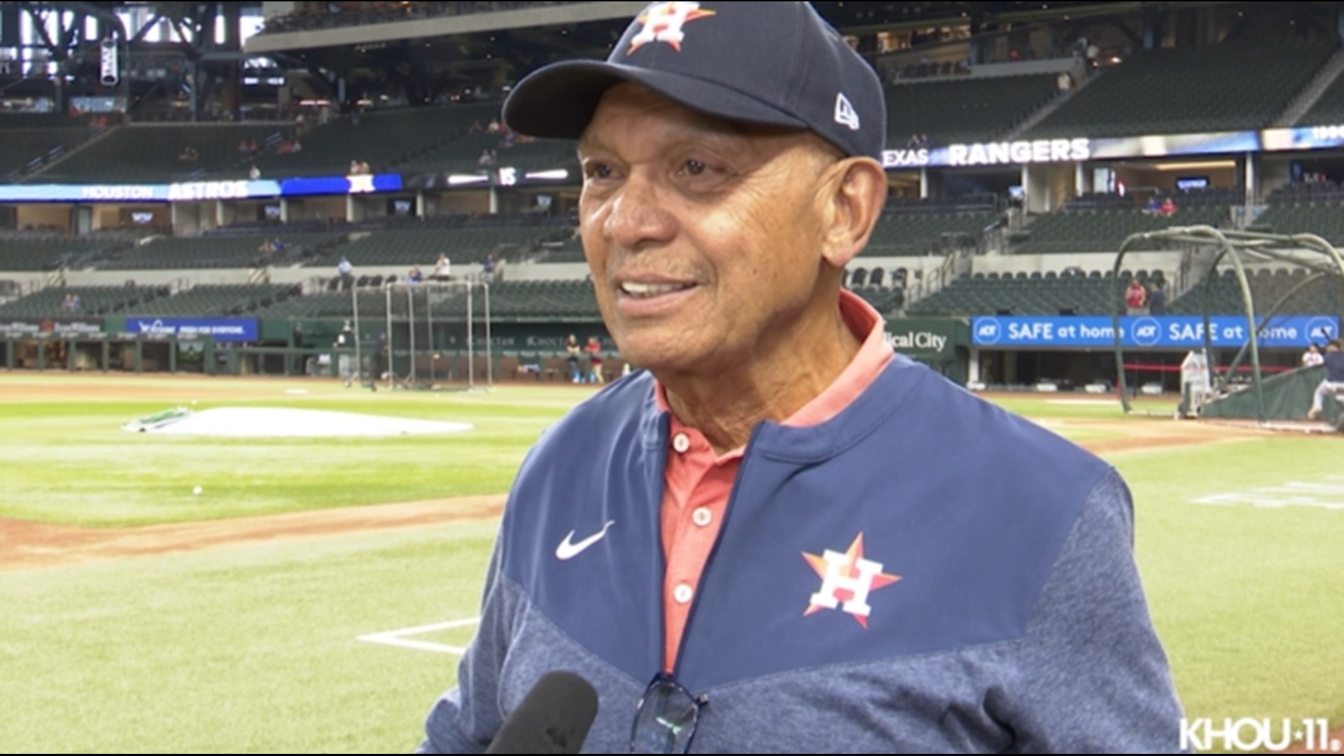 Reggie Jackson spotted at World Series in 'Mr. October' Astros hat