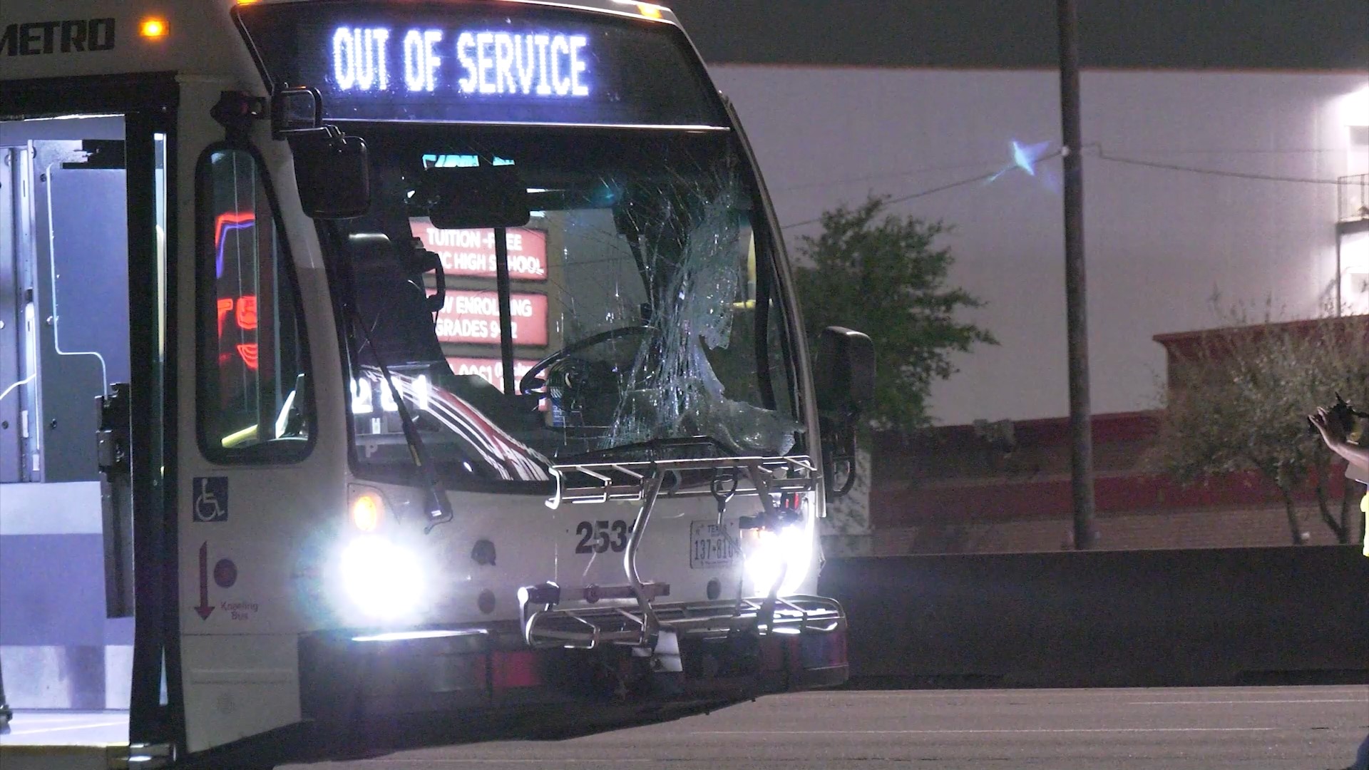 Pedestrian dies after being hit by METRO bus | Houston traffic | khou.com
