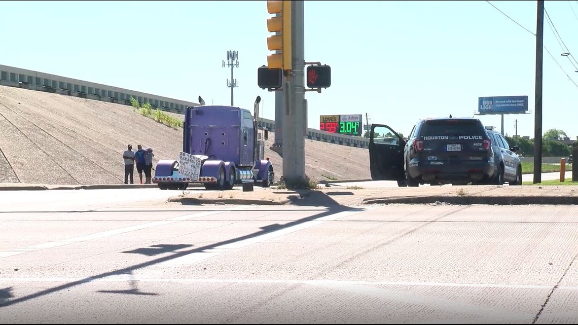 Woman dies after being hit by 18-wheeler in NE Houston | khou.com