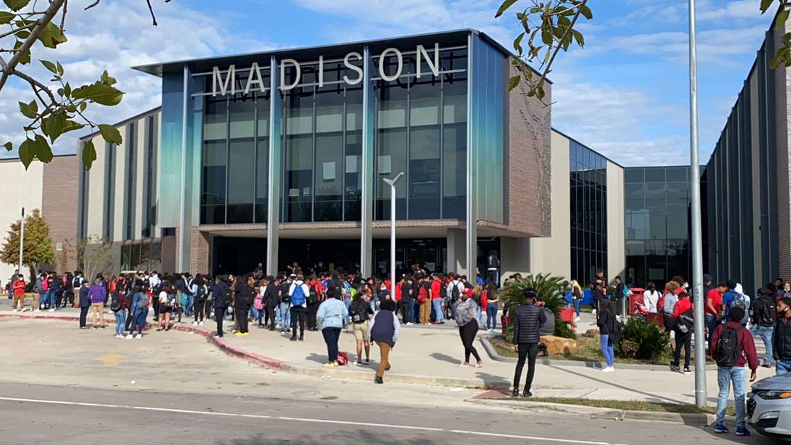 SMA Houston Madison: Petasan dikira tembakan
