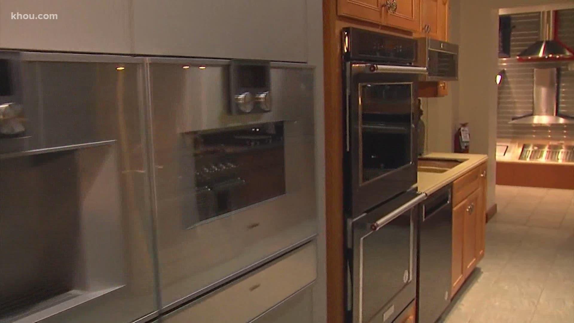 Looking for a new fridge, dishwasher, or range?
The appliance shortage that began in March shows no sign of letting up.