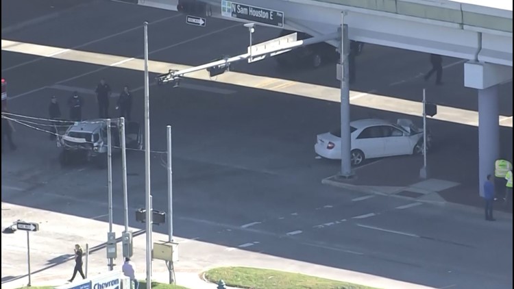 Person found shot inside crashed vehicle in north Houston | khou.com