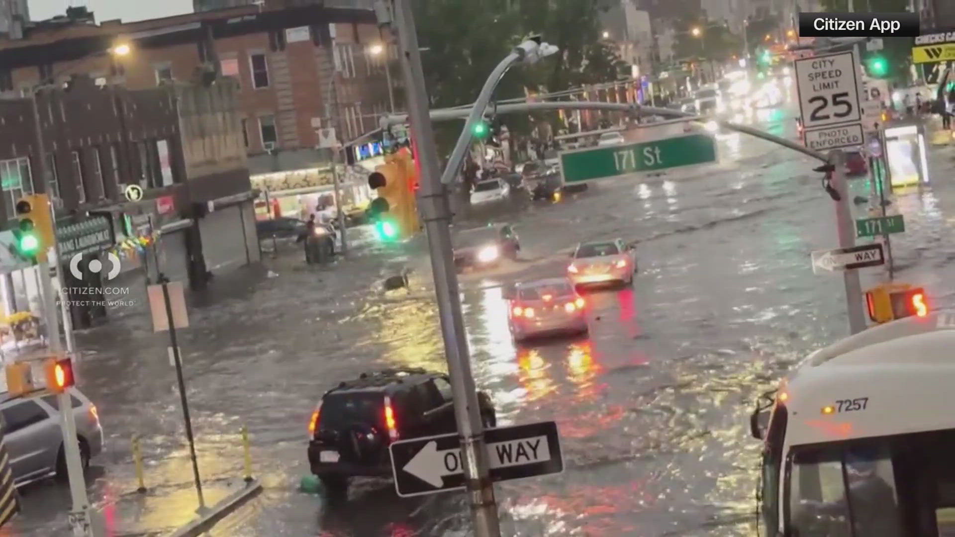Severe storms flood part of New York City | khou.com
