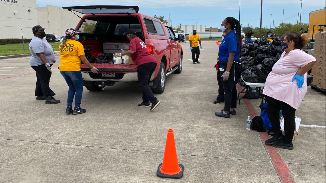 Houston ISD food distribution supersites reopen in January ...