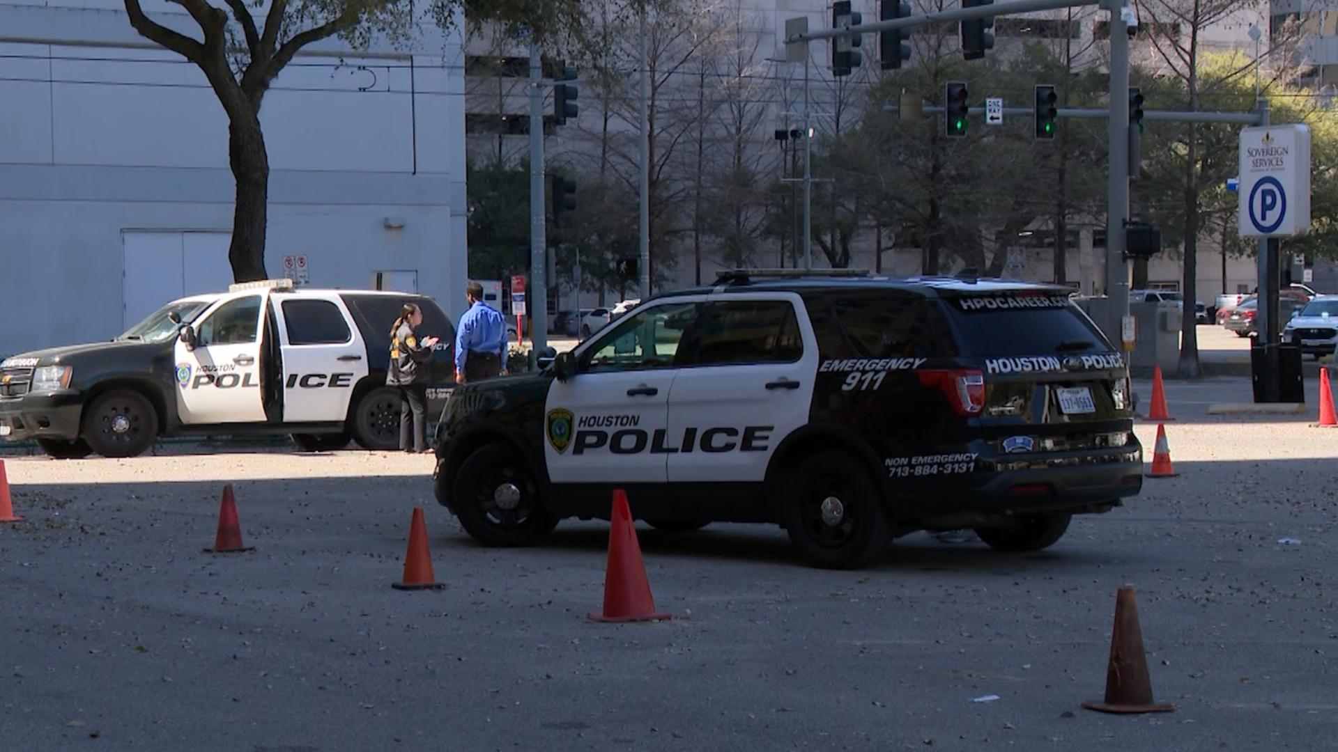 Fort Bend ISD school bus involved in crash in downtown Houston | khou.com