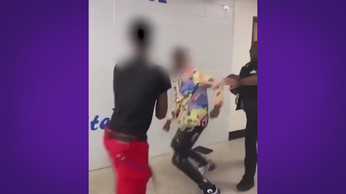 Mother claims bulling led to Ross Sterling High brawl in Baytown - Vimarsana News