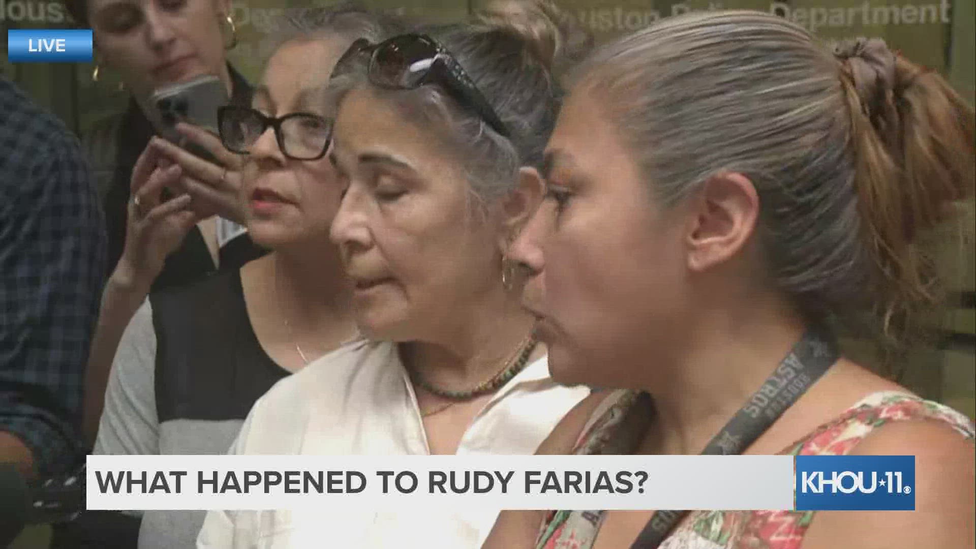 Rudy Farias's aunts answer questions following HPD press conference