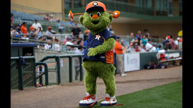 Fans, mascots celebrate Astros' Orbit's birthday 