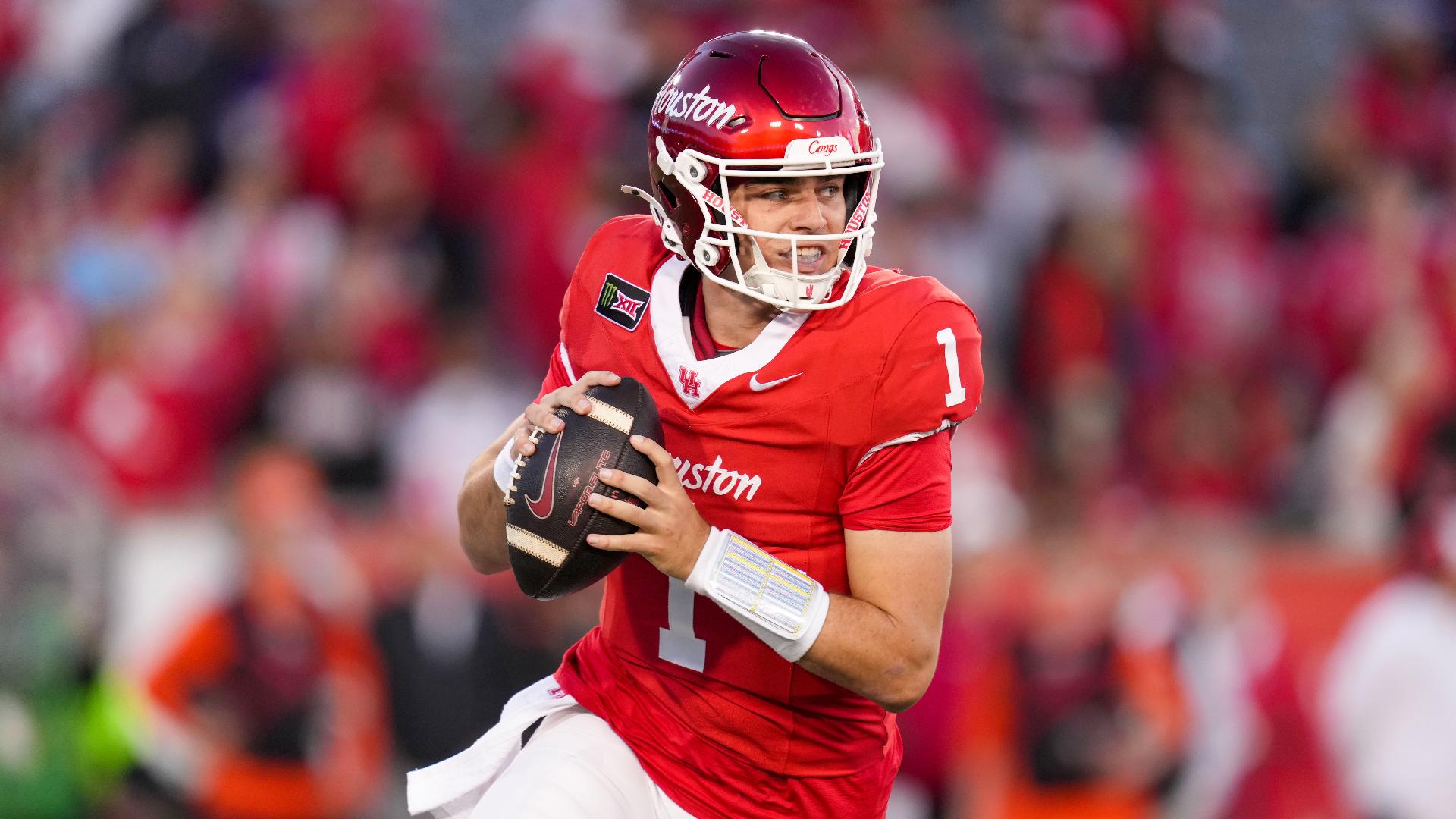 Houston makes big jump in Top 25 after thriller over Oklahoma State