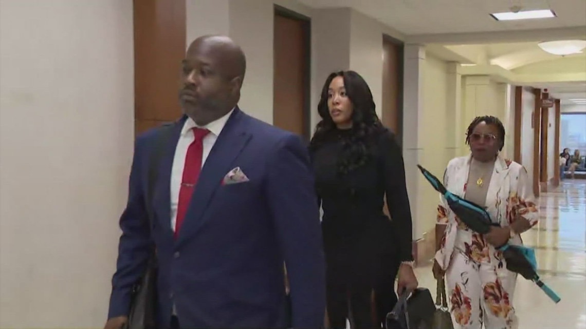Co-founder of the once-popular Turkey Leg Hut faces judge after arrest