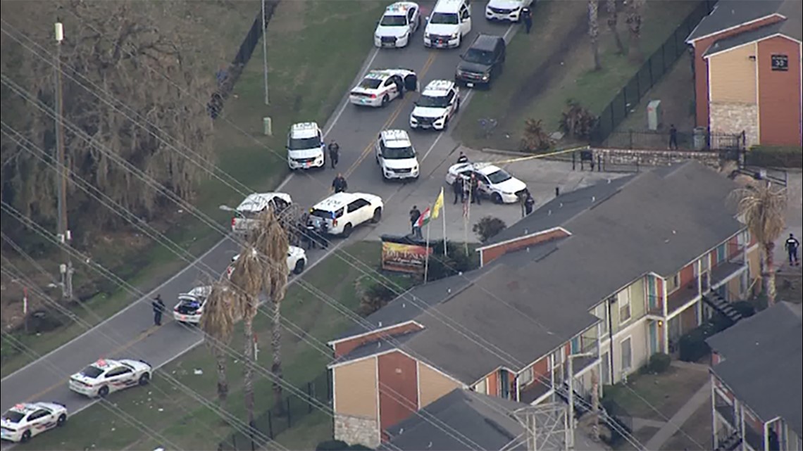 Deputy constable shoots at suspect | Harris County, Texas news - Vimarsana News