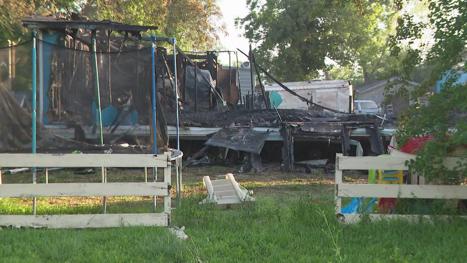 Four people, including two young children, were injured in a mobile home fire in Pearland Tuesday morning, according to fire officials.